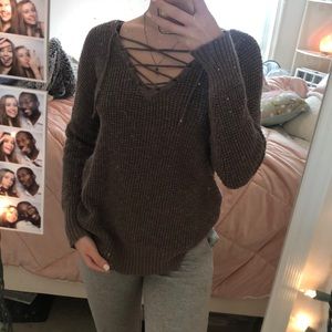 Cute sweater only worn a few times